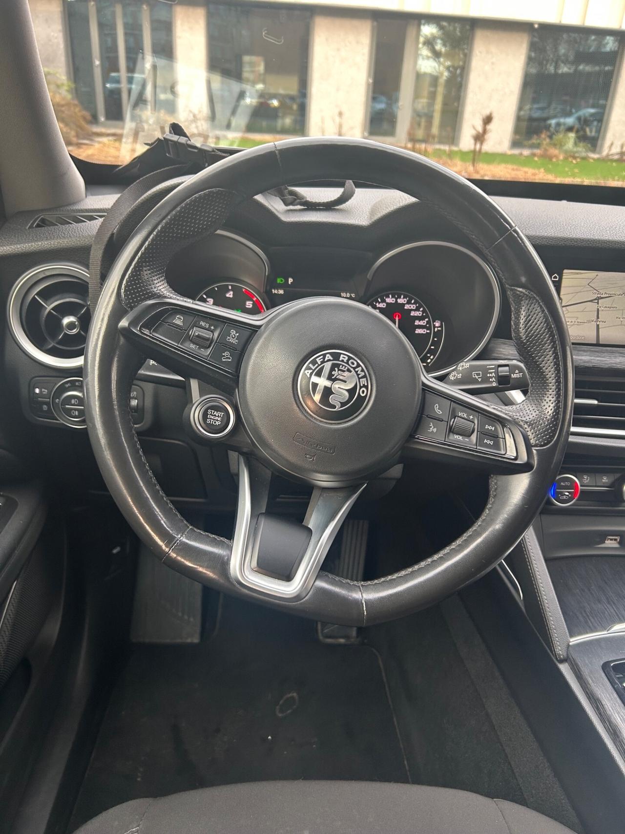 Alfa Romeo Stelvio 2.2 Turbodiesel 160 CV AT8 RWD Business