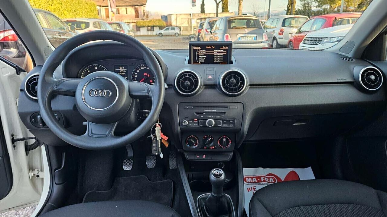 Audi A1 1.6 TDI S line edition NEOPATENTATI