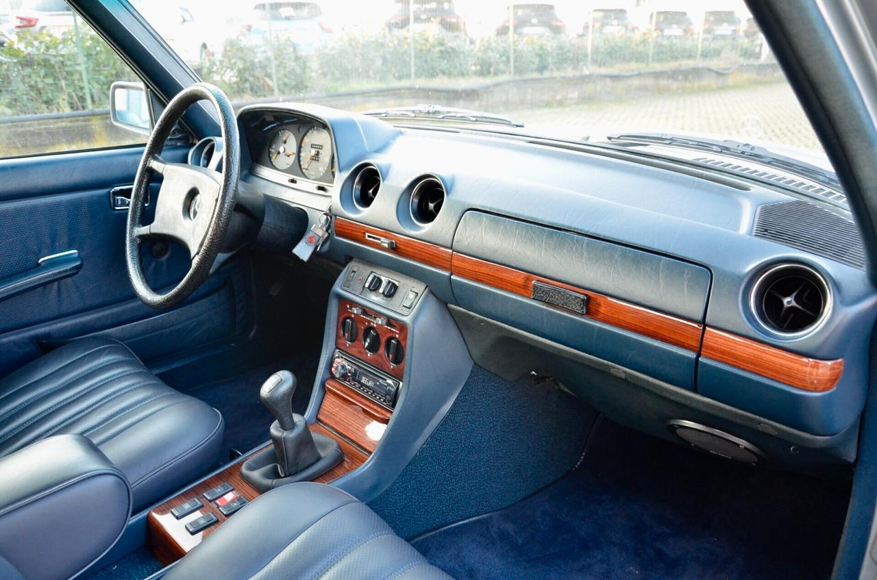 MERCEDES 240D RESTAURATA, 2 proprietari, da Collezione!