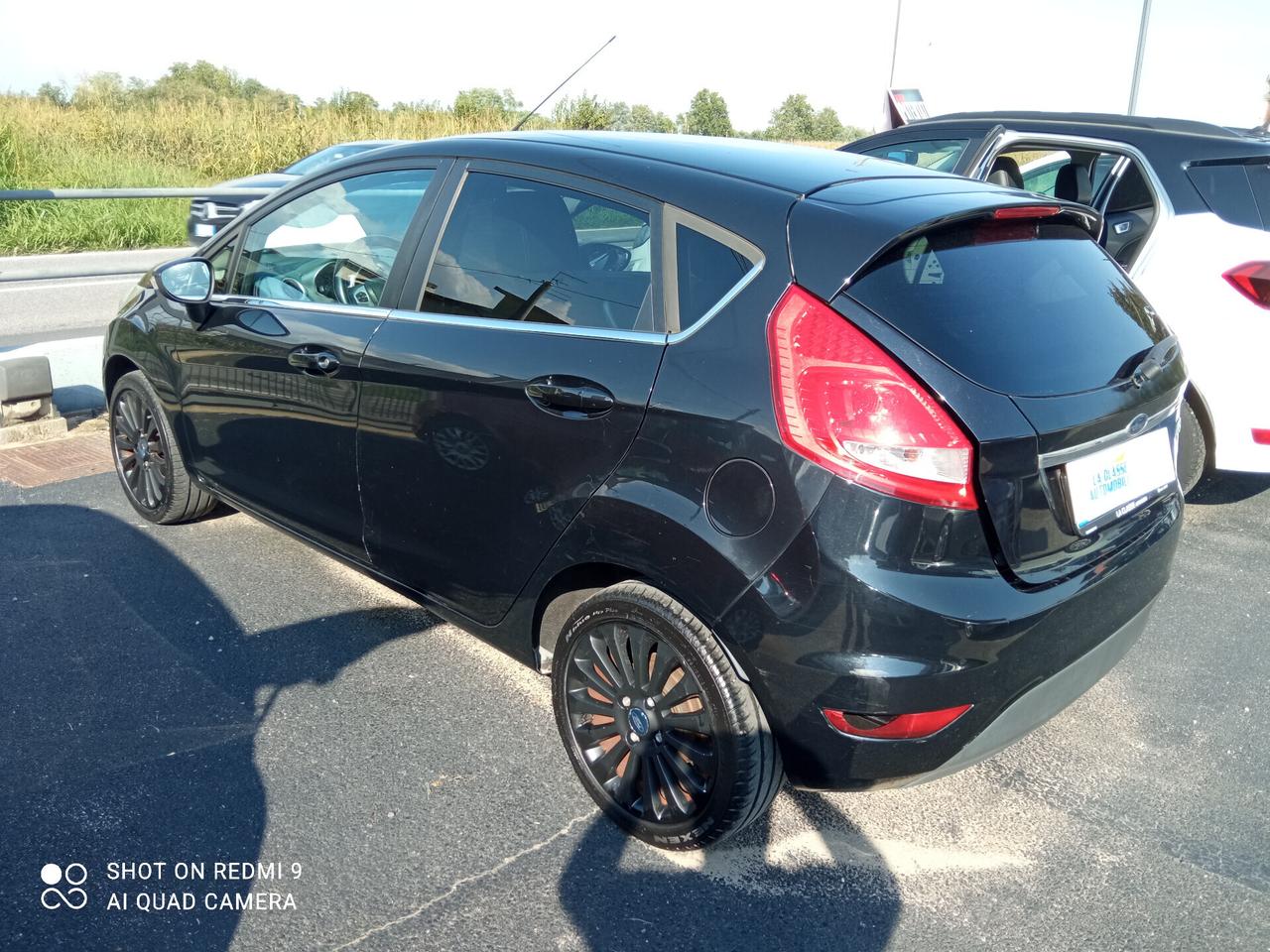Ford Fiesta 1.4 5 porte Bz.- GPL Titanium CV 96