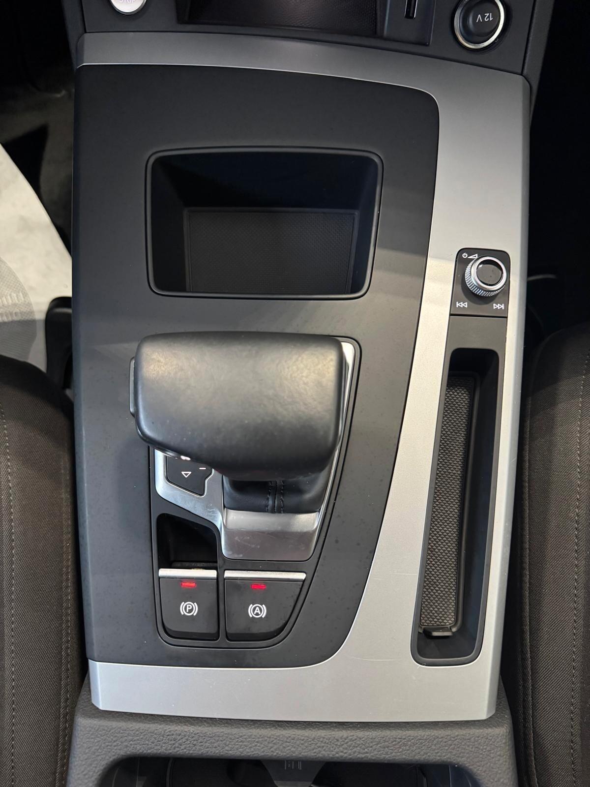 Audi Q5 40 TDI mhev 204 CV quattro S tronic