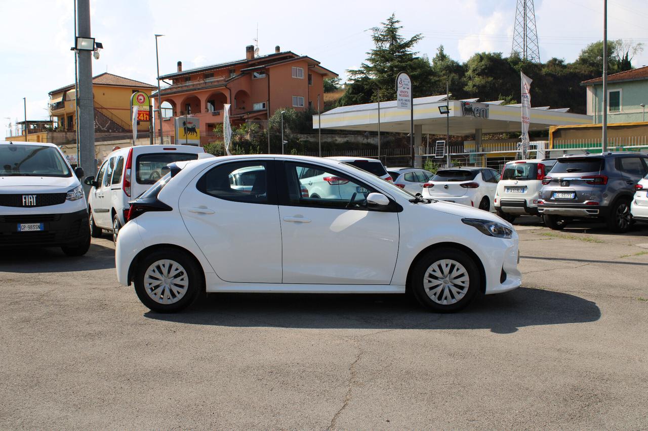 Toyota Yaris 1.5 Hybrid 5 porte Business