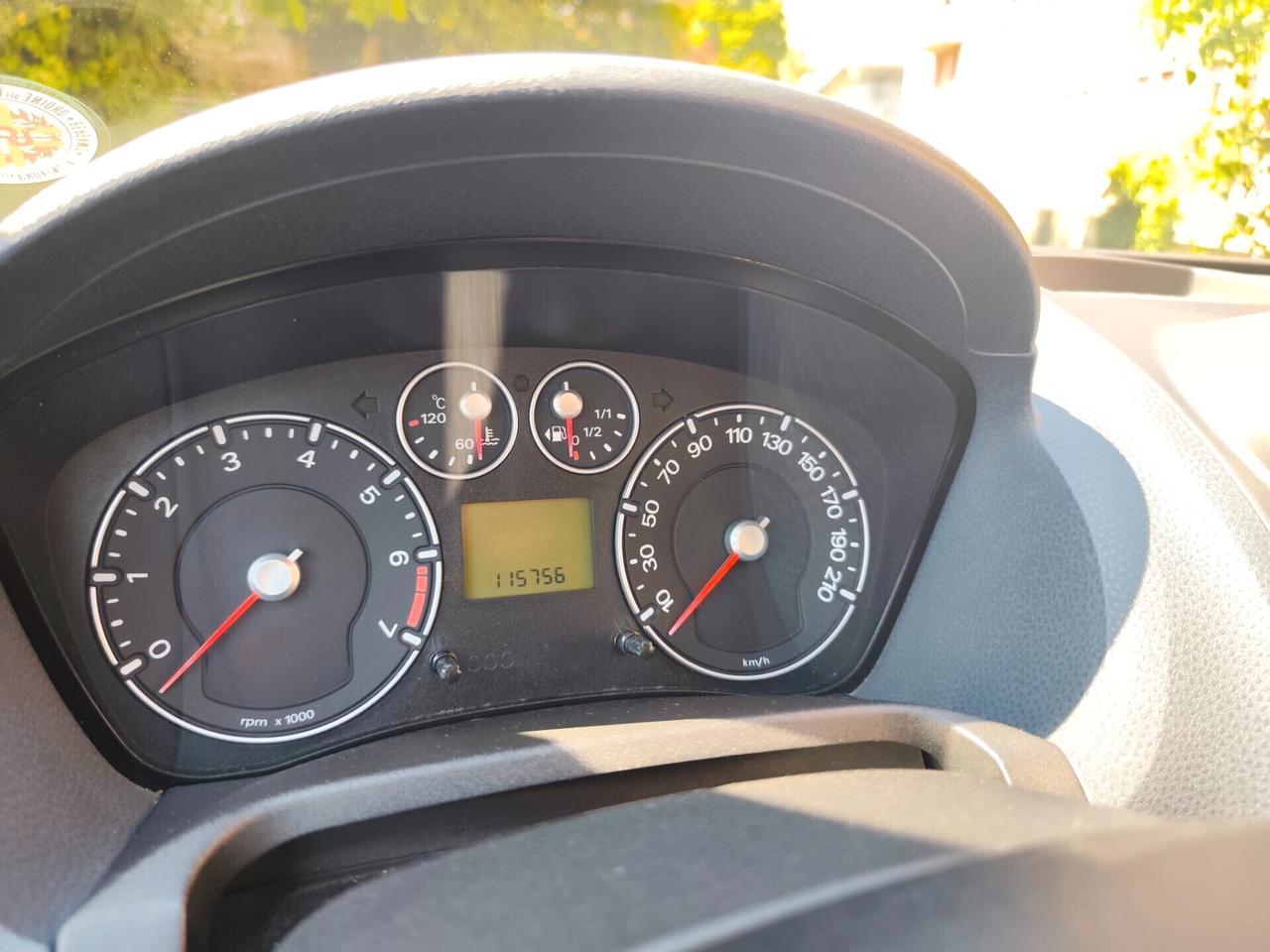 Ford Fiesta 1.2 Benz 5 porte lavori certificati