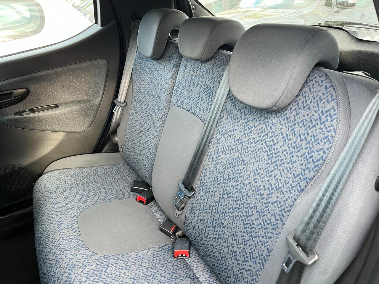 Lancia Ypsilon 1.0 FireFly 5 porte S&S Hybrid Silver Plus