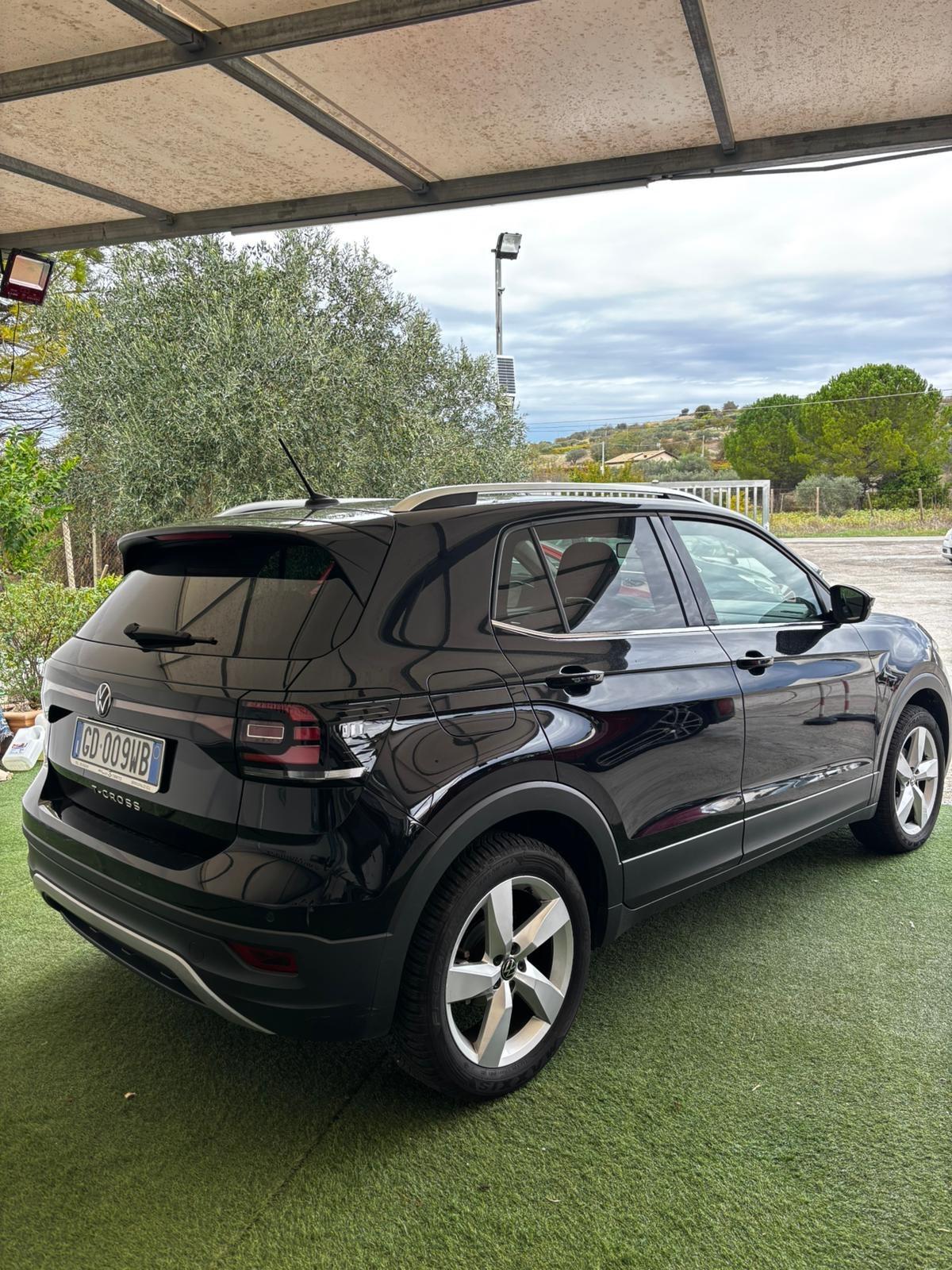 Volkswagen T-Cross 1.0 TSI 110 CV Advanced