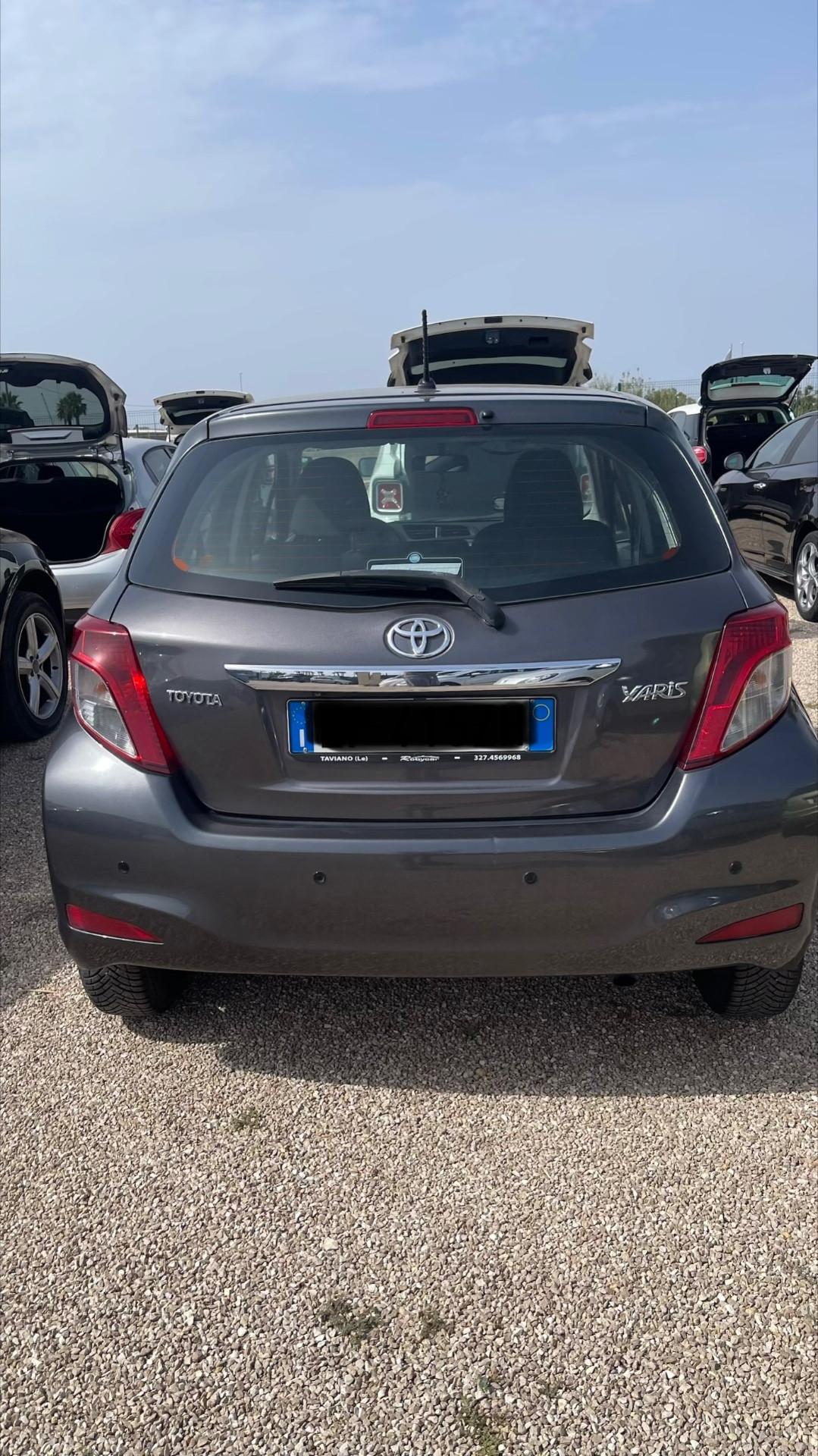 Toyota Yaris 1.4 D-4D 5 porte Lounge