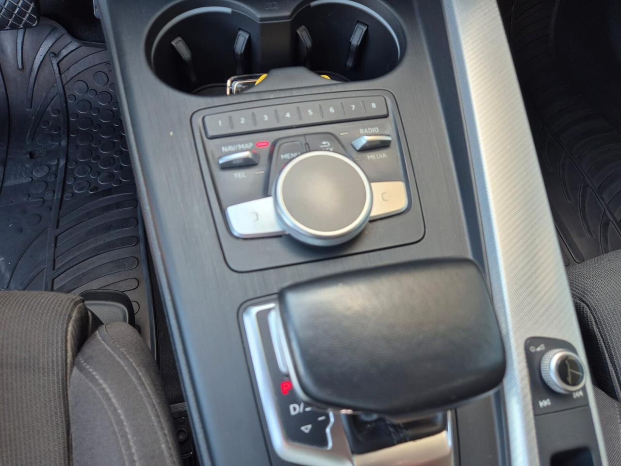 Audi A4 Avant 40 TDI S tronic line edition