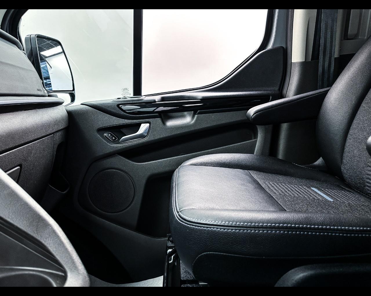 FORD Transit Custom 1ª s - Transit Custom 340 2.0 EcoBlue 150 PL-