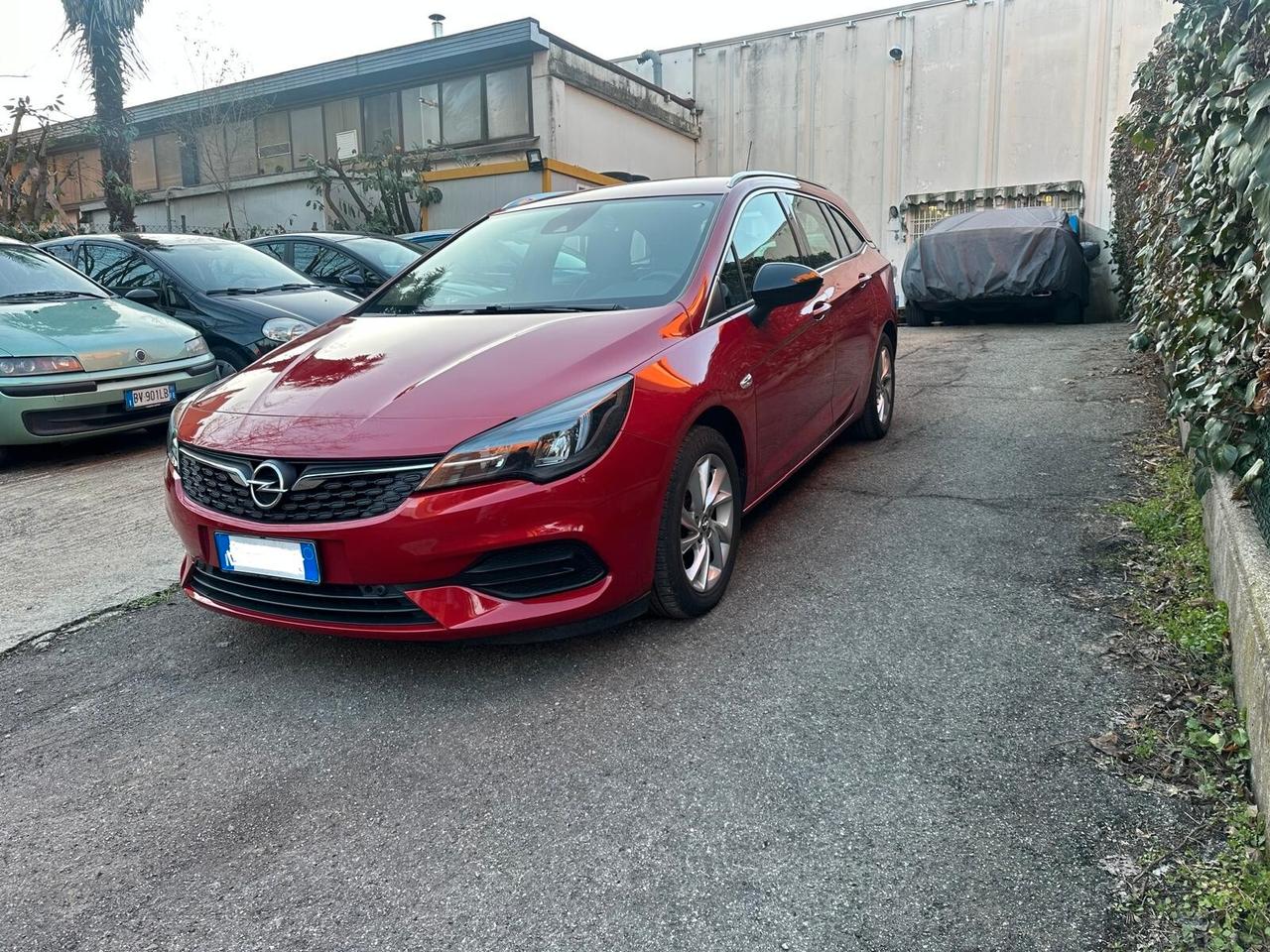 Opel Astra 1.5 CDTI 105 CV S&S Sports Tourer Business Elegance