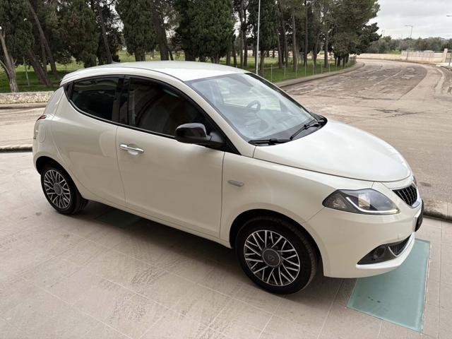 LANCIA Ypsilon 1.0 FireFly 5 porte S&S Hybrid Gold 5 posti