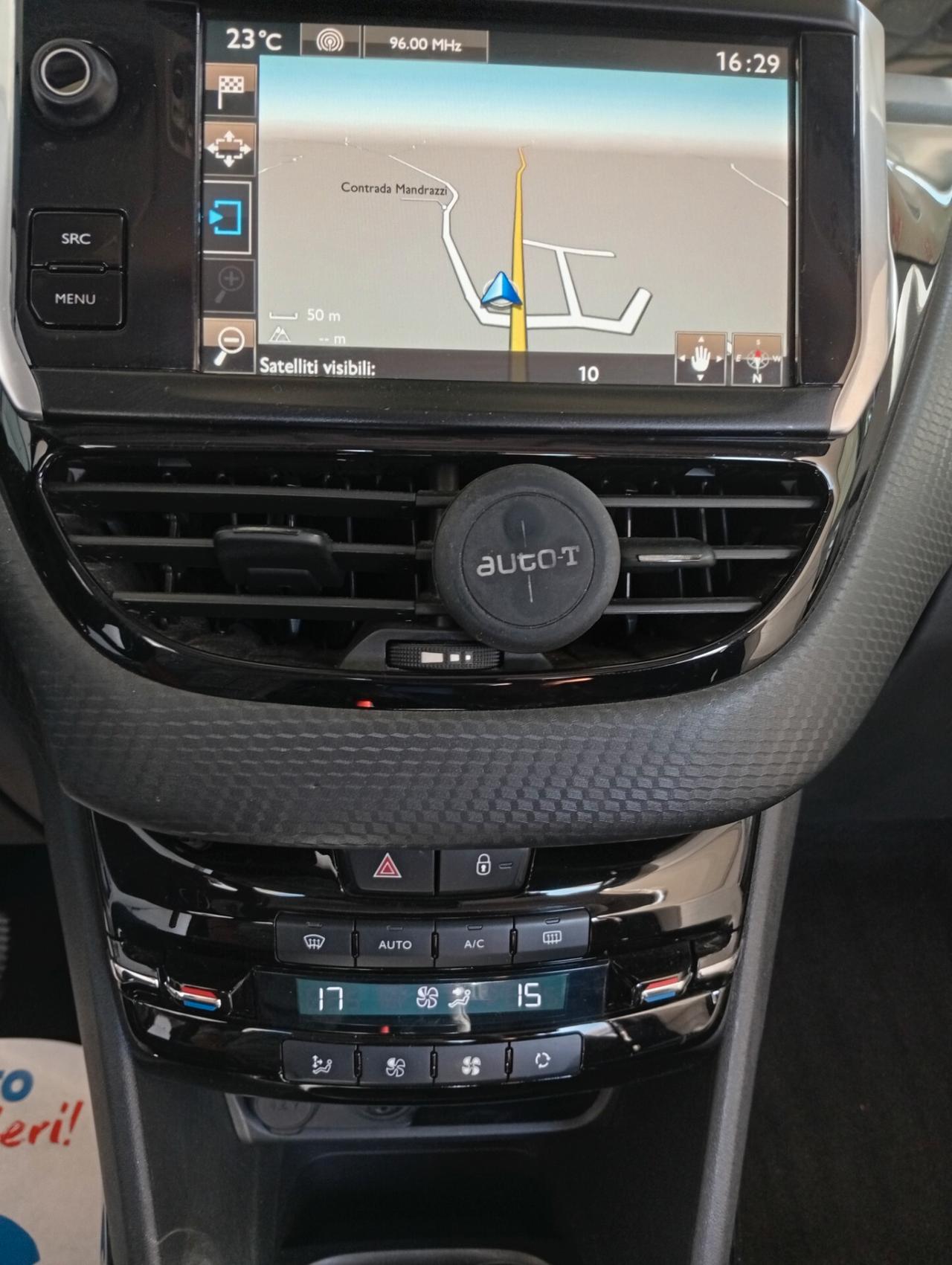 Peugeot 2008 BlueHDi 120 S&S Allure