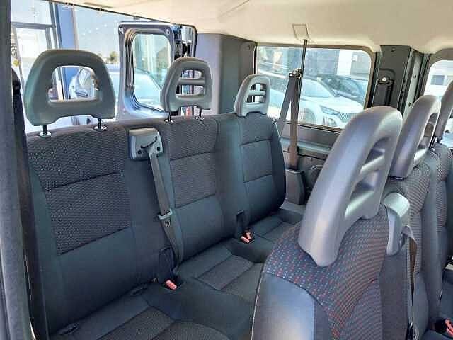 Peugeot Boxer 330 BlueHDi 120CV Combi Comfort