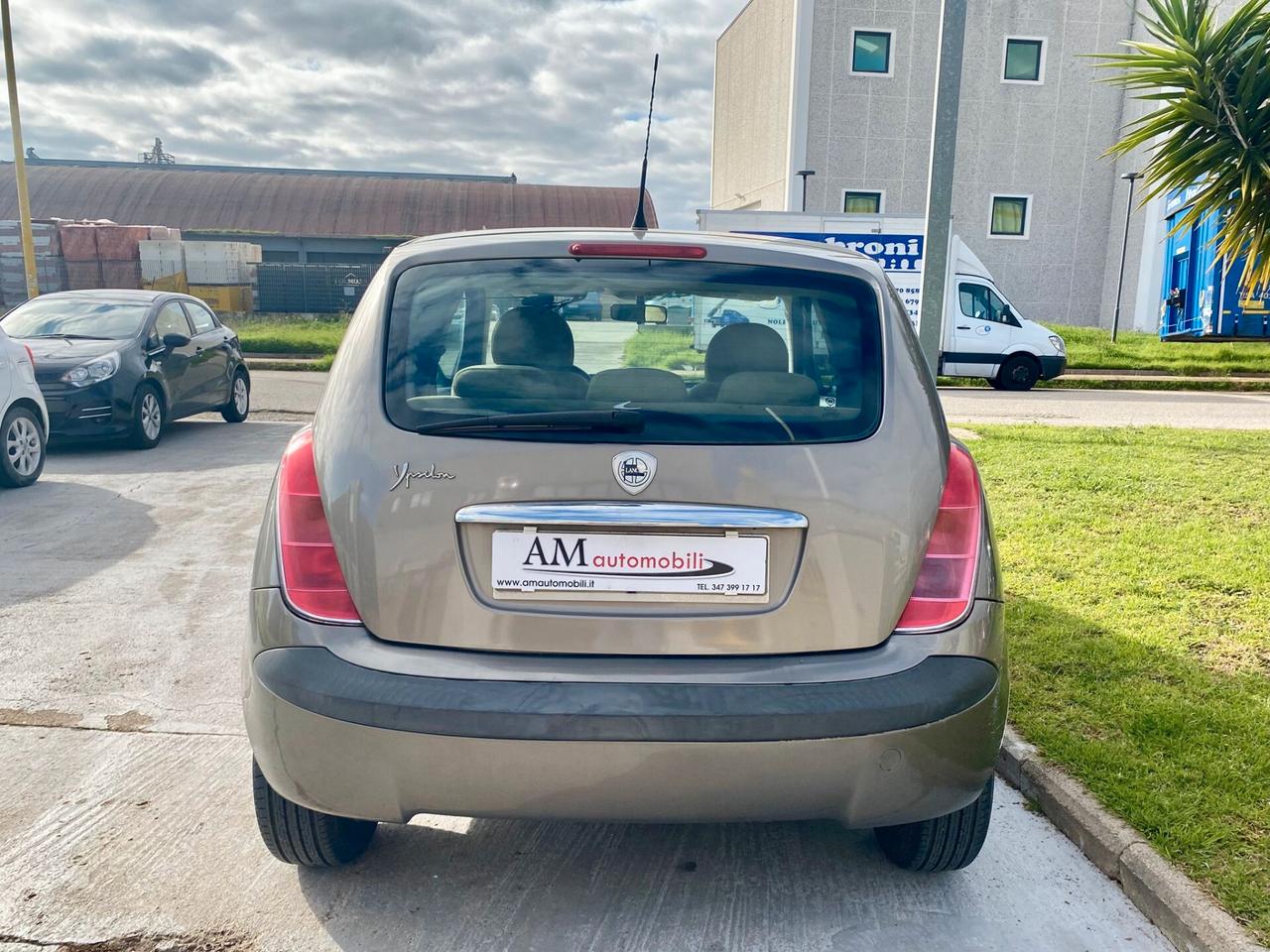 Lancia Ypsilon 1.2 Argento