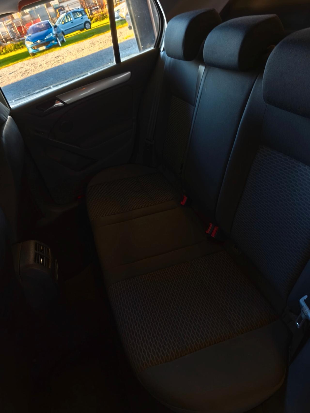 Volkswagen Golf 2.0 TDI 110CV