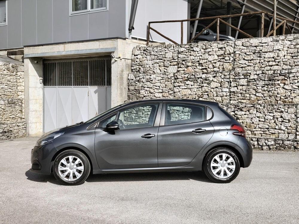 Peugeot 208 1.2 VTi Active 5 Porte Perfetta!
