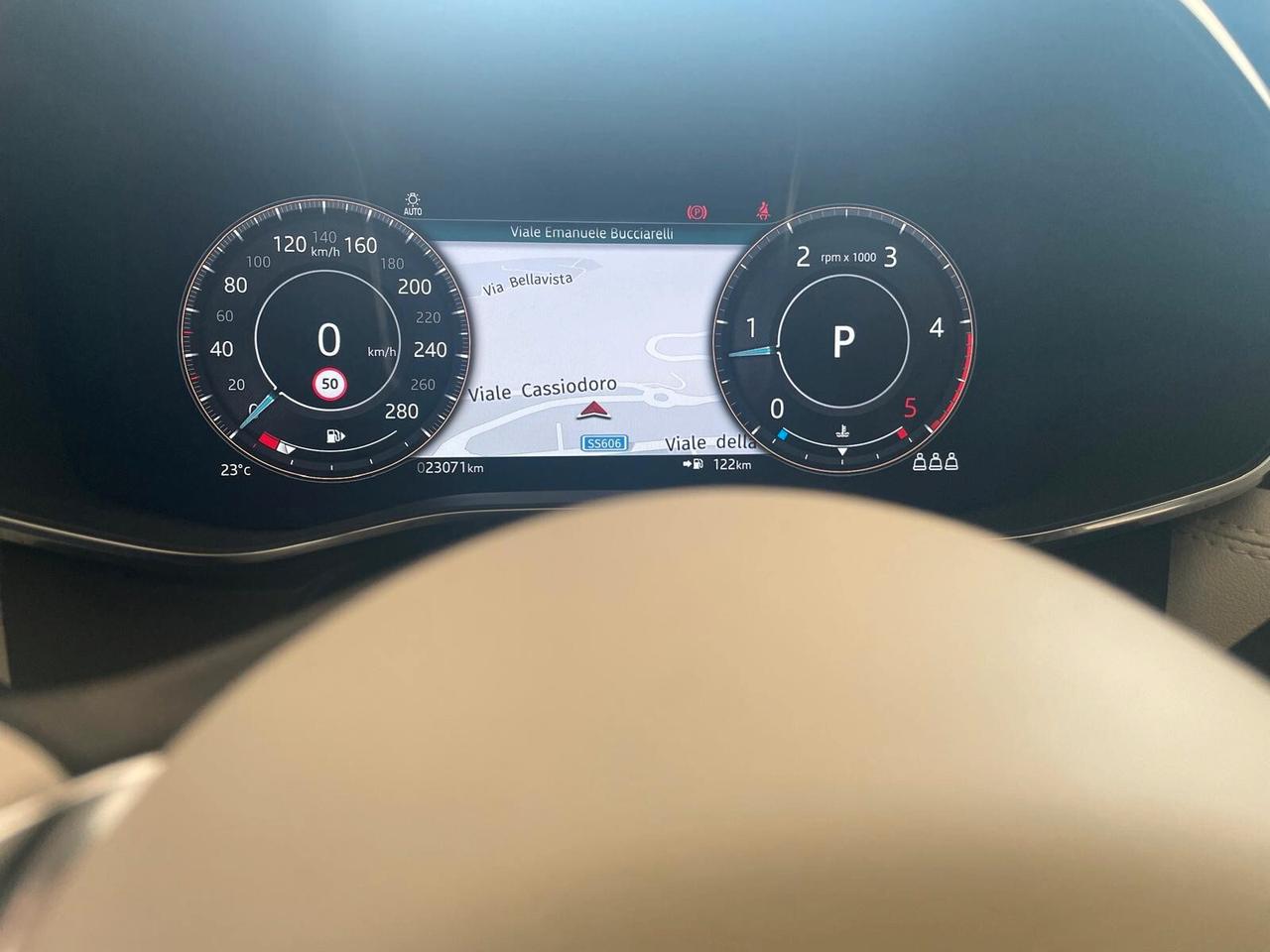 Jaguar XF 2.0 D 204 CV AWD aut. R-Dynamic HSE
