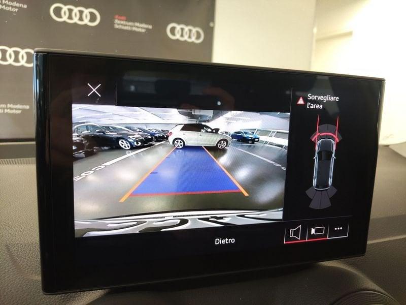 Audi Q2 30 TFSI Business Advanced