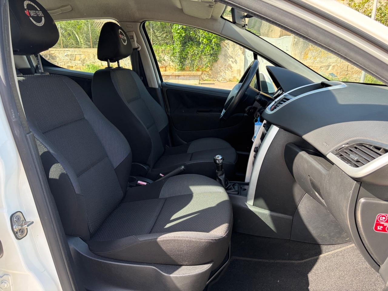 Peugeot 207 1.4 HDi 70CV 5p. Active