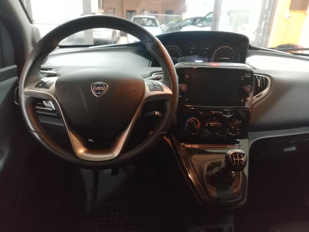 Lancia Ypsilon 1.2 69 CV 5 porte GPL Ecochic Gold