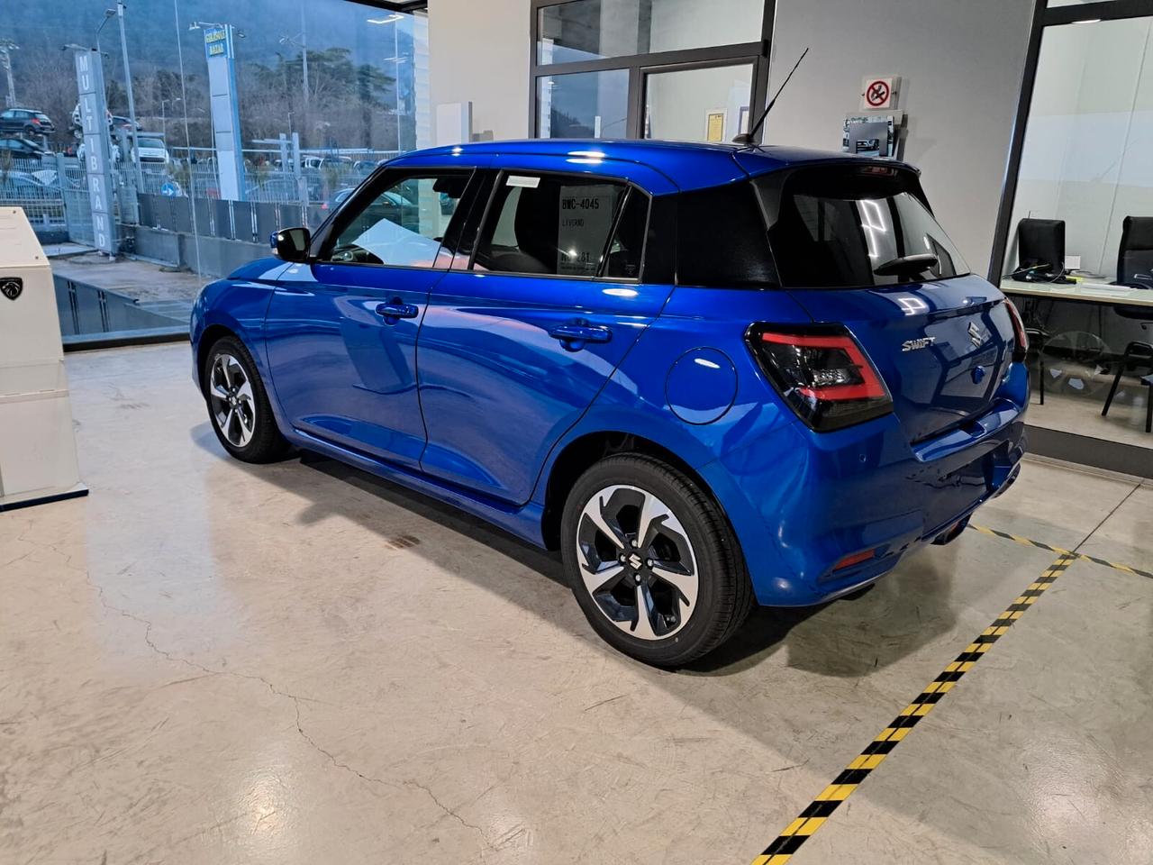 SUZUKI SWIFT 1.2 HYBRID 83 CV TOP