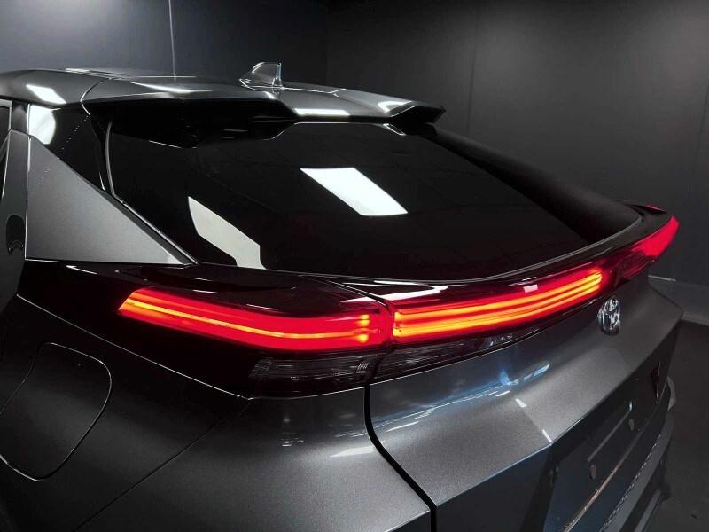 TOYOTA C-HR (2023-->) C-HR 2.0 PHEV Trend