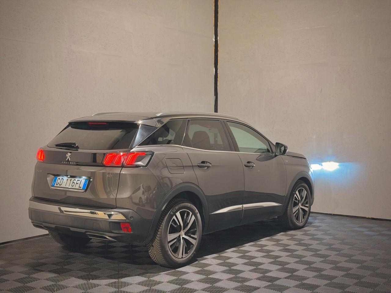 Peugeot 3008 1.5 HDI 130CV EAT8 GT Line