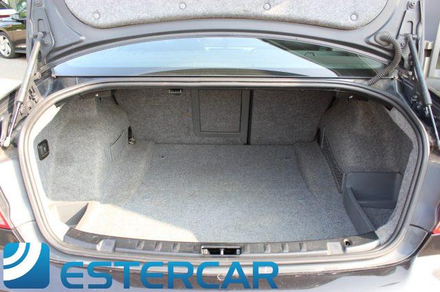 BMW 320 d xDrive Coupé Attiva