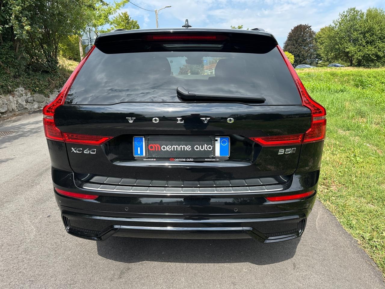 Volvo XC 60 B5 (d) AWD Ultimate Dark - 2023