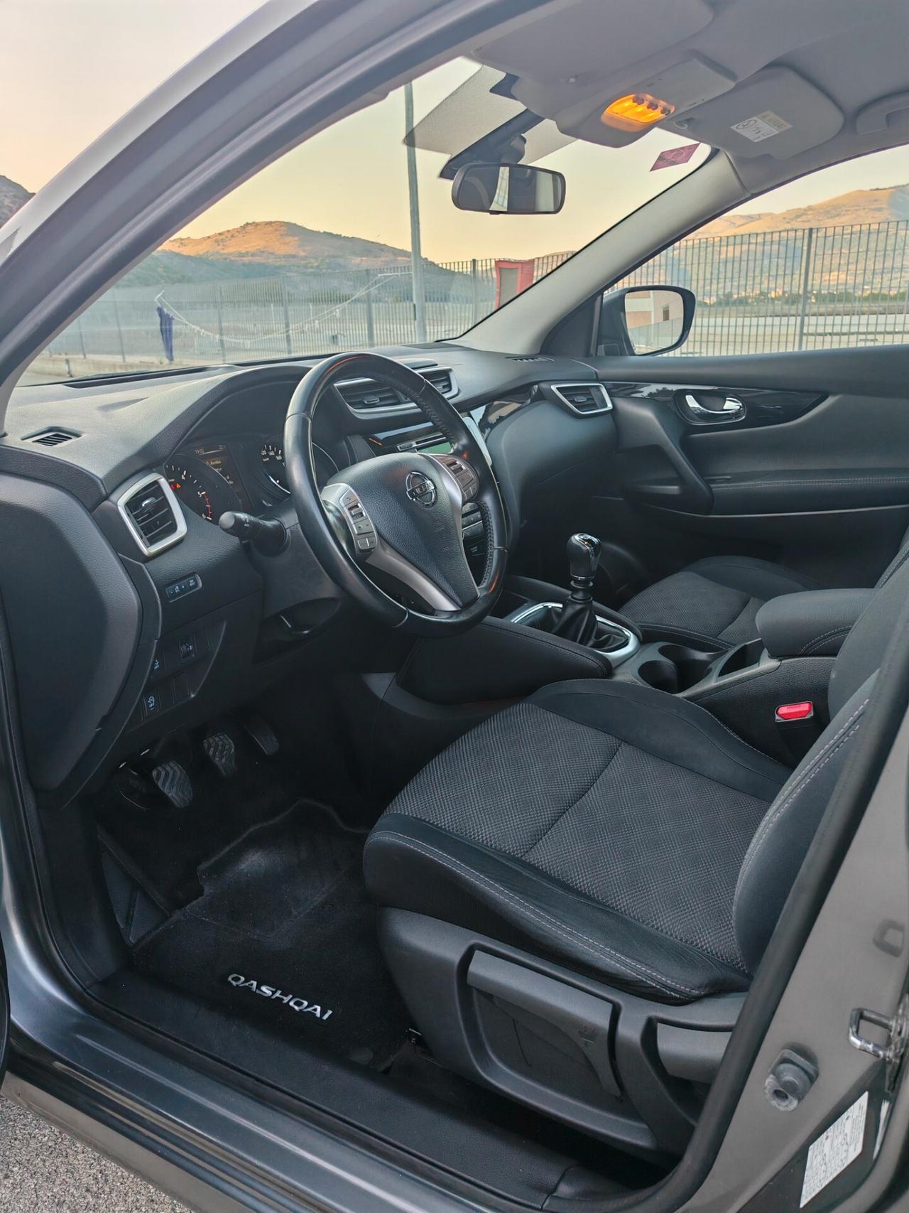 Nissan Qashqai 1.6 dCi DPF Tekna