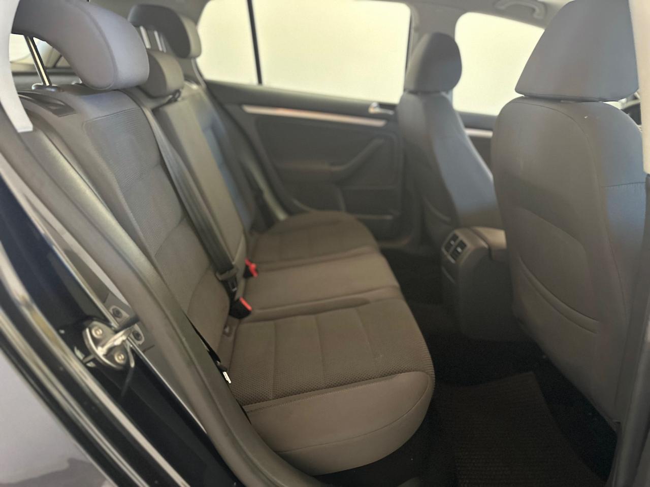 Volkswagen Golf 1.6 5p. Comfortline