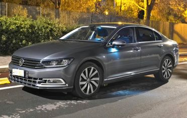 Volkswagen Passat 2.0 TDI DSG Highline BlueMotion