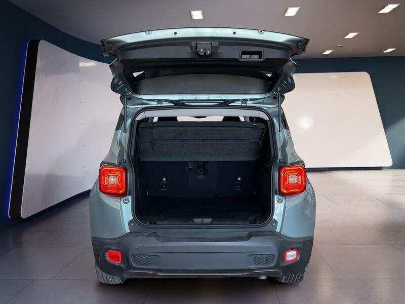 Jeep Renegade 2019 1.5 turbo t4 mhev Upland 2wd 130cv dct