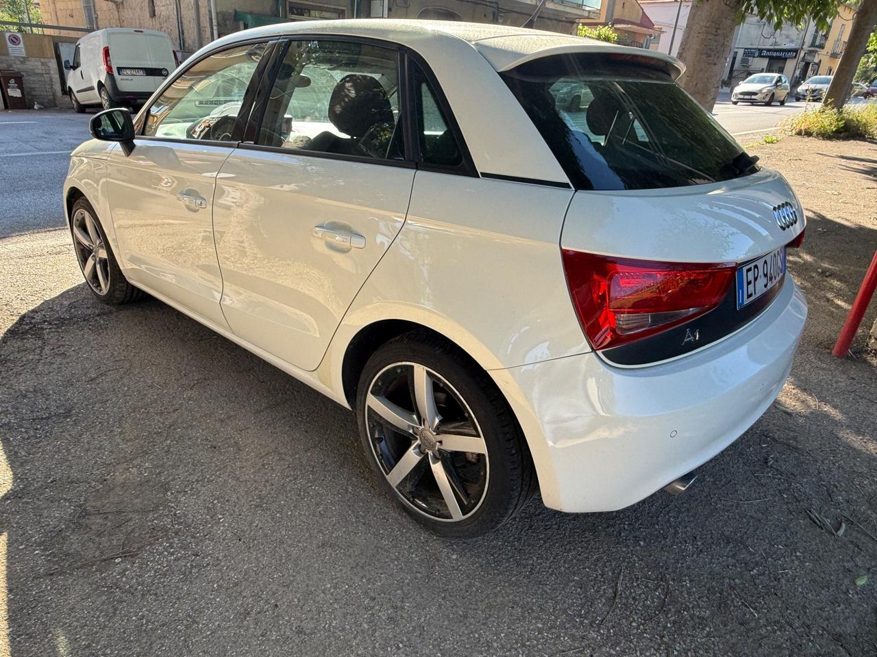 Audi A1 SPB 1.6 TDI 105 CV Ambition