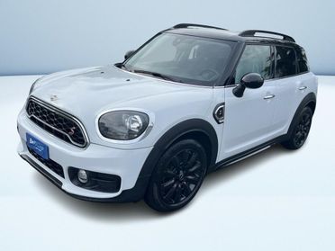 Mini Cooper SD Countryman 2.0 TwinPower Turbo Cooper SD Business Steptronic