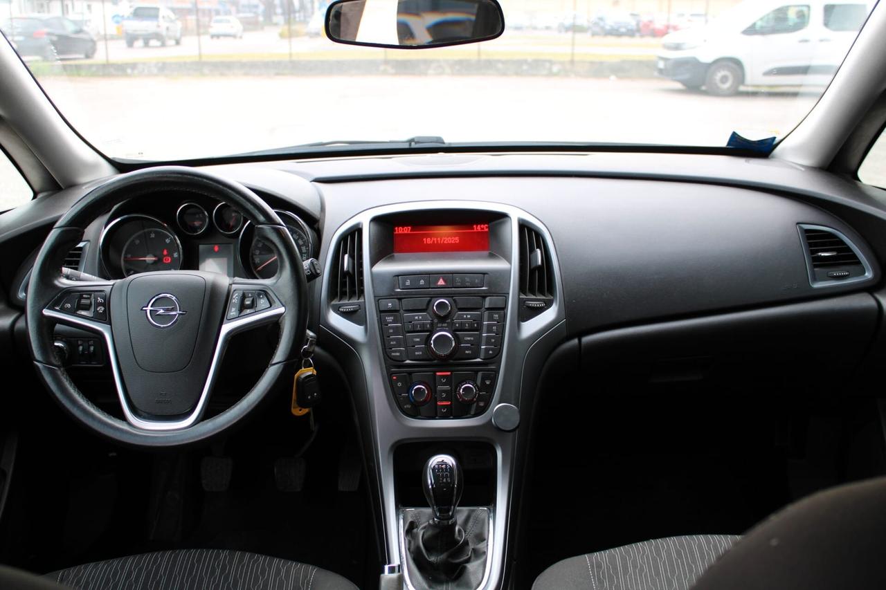 Opel Astra 1.7 CDTI 110CV Sports Tourer Cosmo