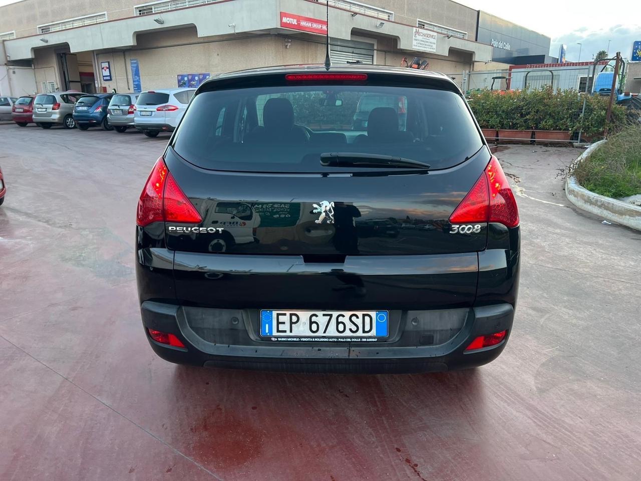 Peugeot 3008 1.6 HDi 115CV Business