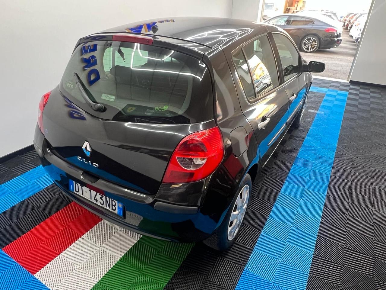Renault Clio 1.2 16V 5 porte Le Iene -OK Neopatentati