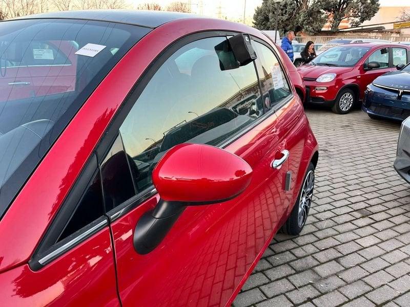 FIAT 500 1.0 Hybrid Red