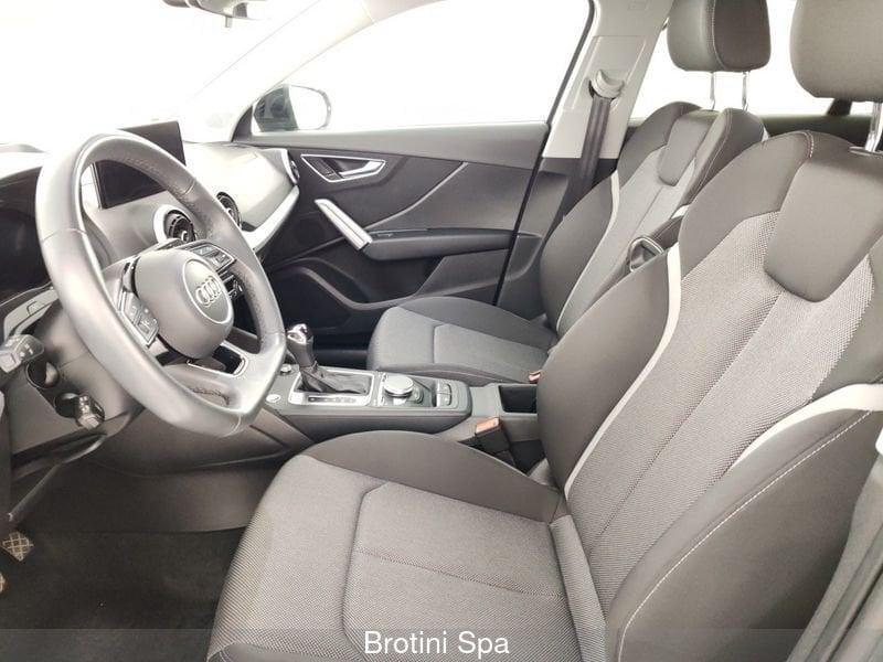 Audi Q2 Q2 30 TDI S tronic Identity Black