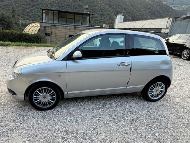 LANCIA Ypsilon 1.2 Versus senza nessun lavoro da fare