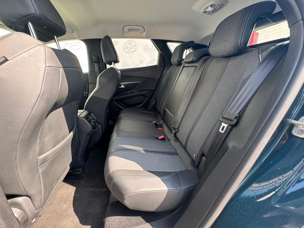 Peugeot 3008 1.5 BlueHDi 130cv Allure Navi Camera