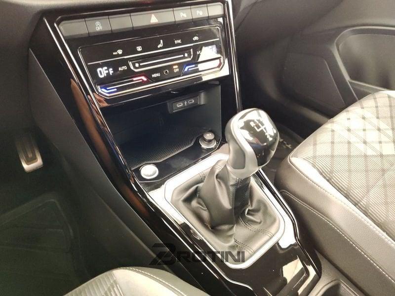 Volkswagen T-Roc T-Roc 1.0 tsi R-Line 110cv