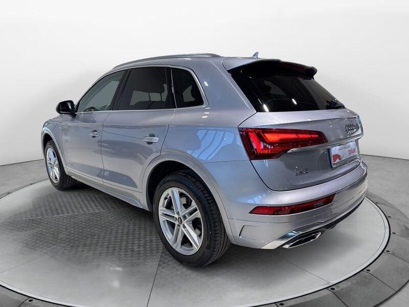 Audi Q5 II 2020 40 2.0 tdi mhev 12V S line quattro s-tronic