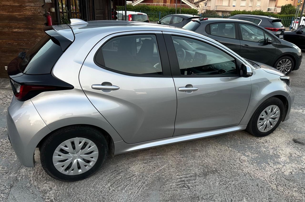 Toyota Yaris 1.5 Hybrid Automatica Garanzia 15 Anni ufficiale toyota