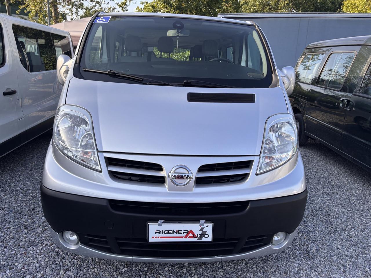 nissan primastar 7 posti trasporto 2 carrozzine per disabili