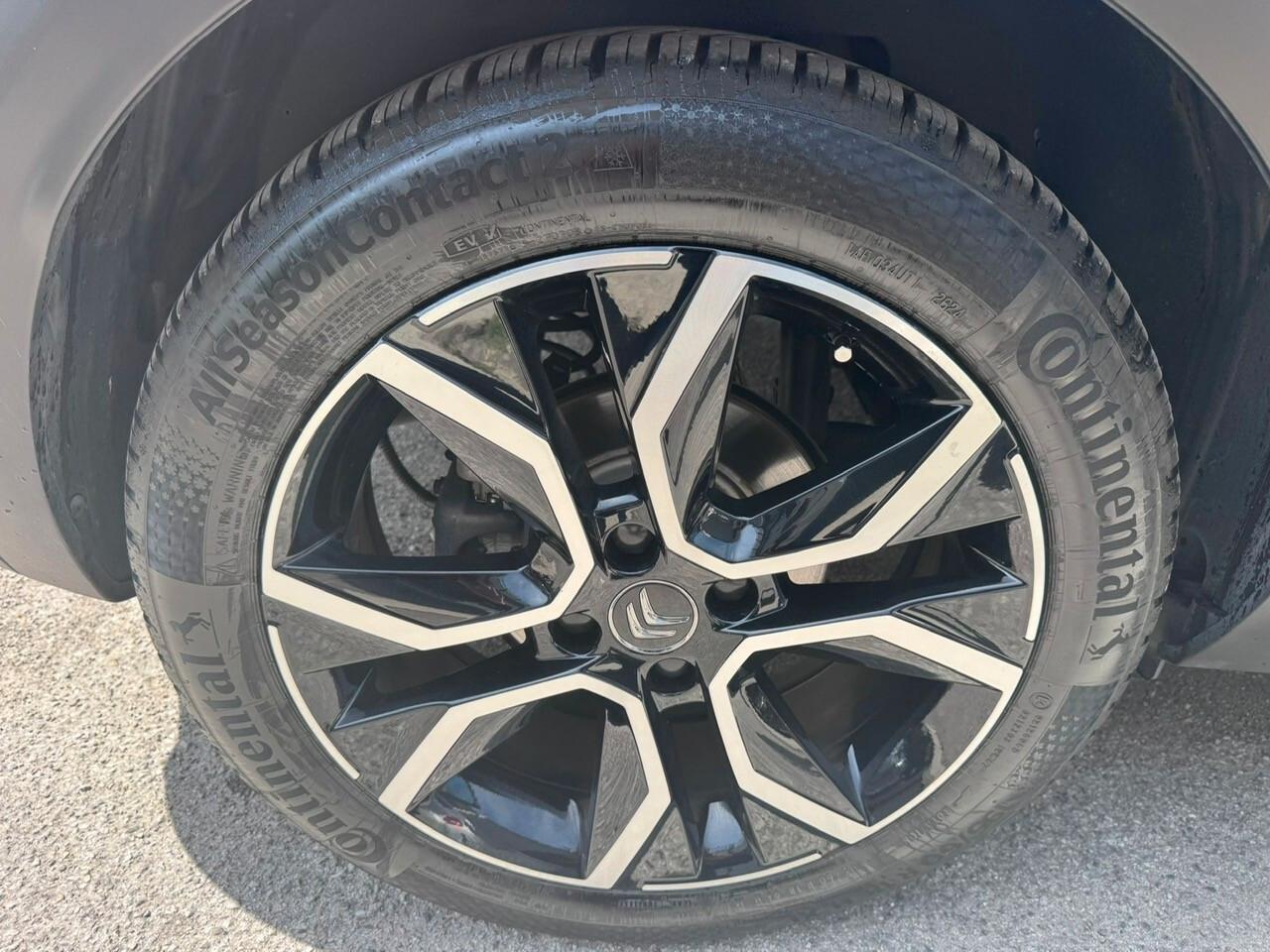Citroen e-C4 motore elettrico 136 CV Shine