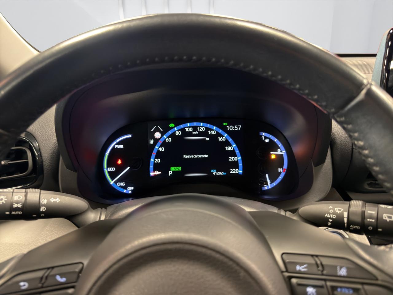 Toyota Yaris Cross 1.5h Business fwd 116cv e-cvt