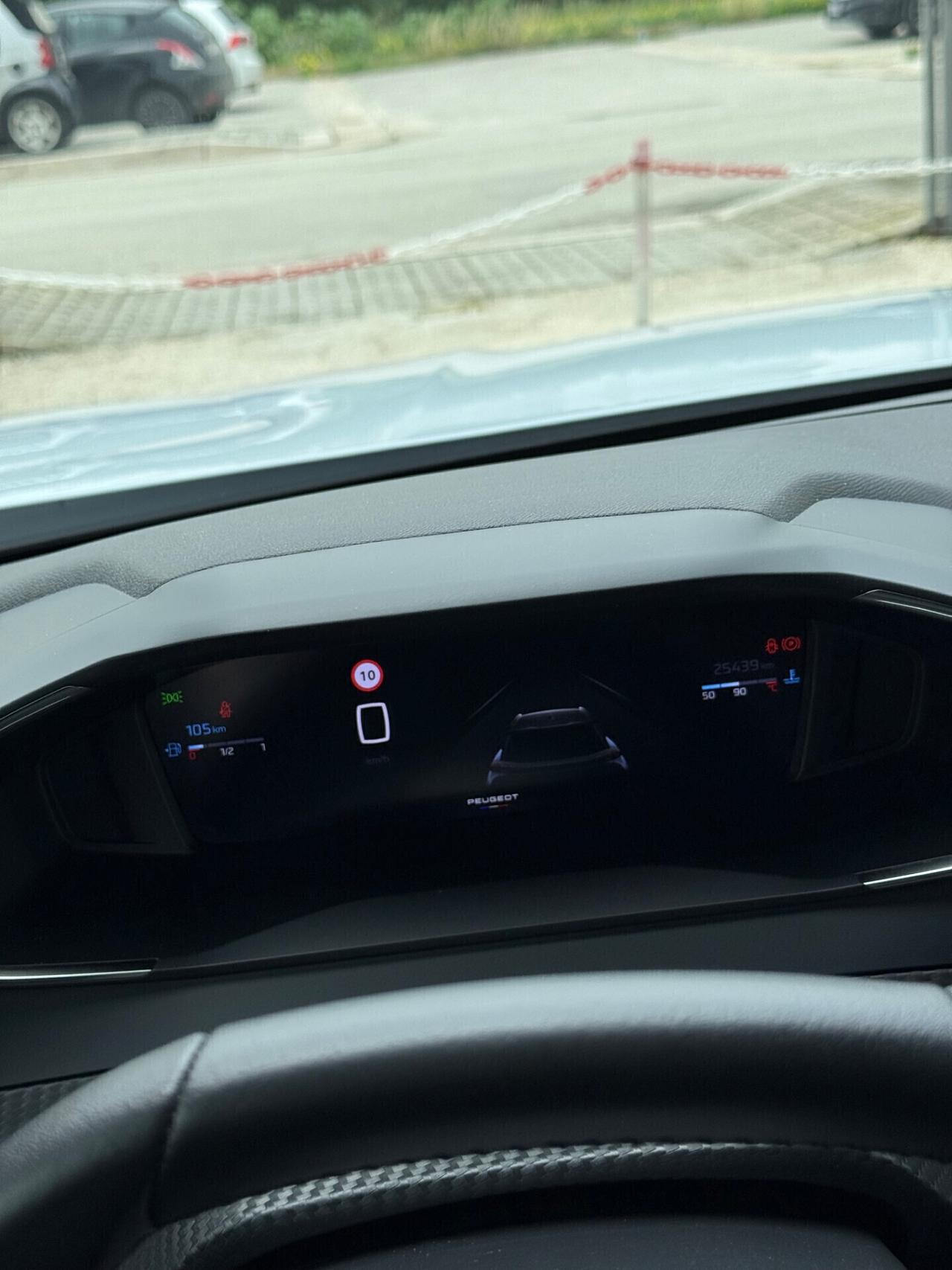 Peugeot 2008 PureTech 100 S&S Allure