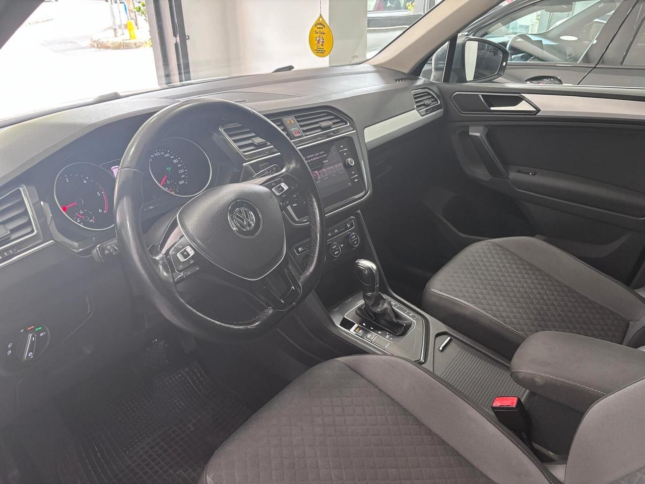VOLKSWAGEN TIGUAN 2.0 TDI DSG NAVI-LED