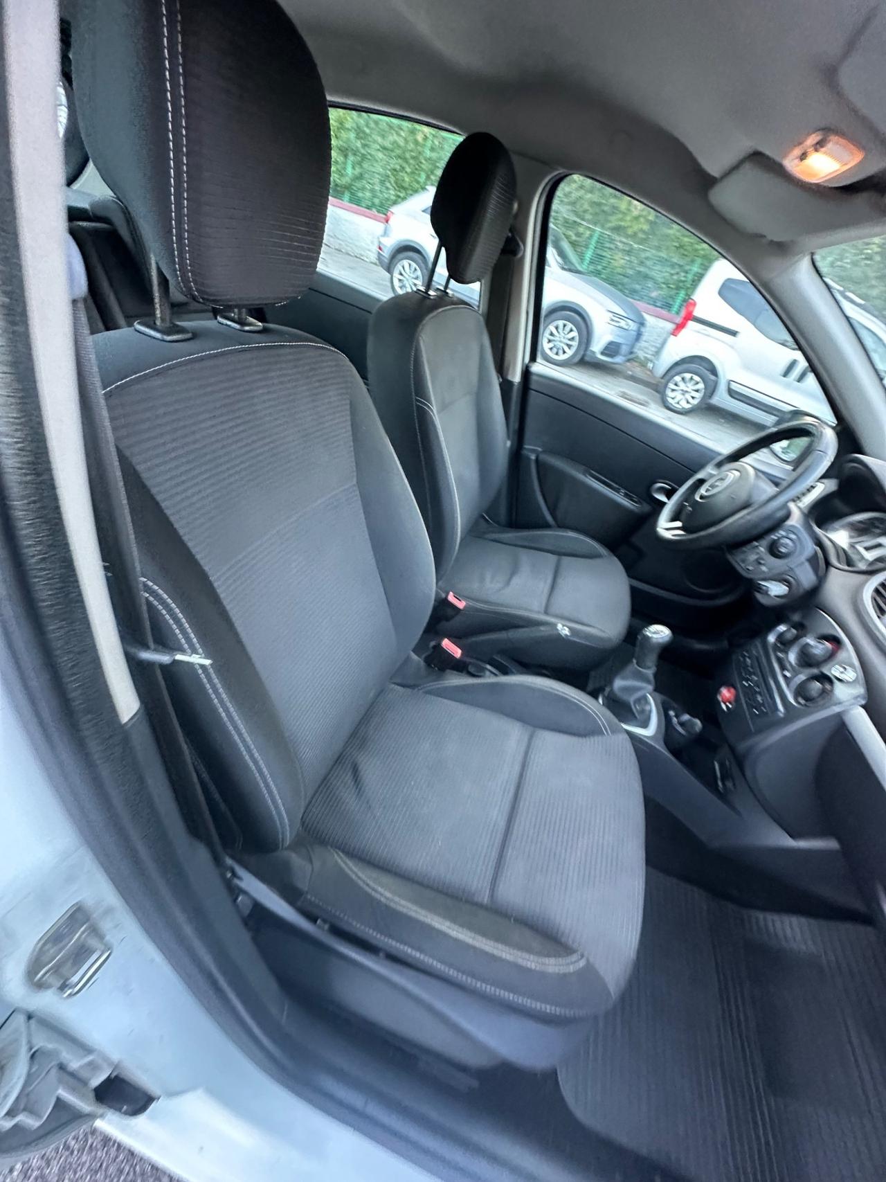 Renault Clio 1.2 16V 5 porte GPL Dynamique